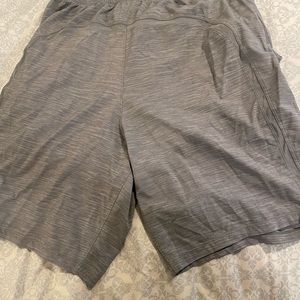 Lululemon 7” liner shorts